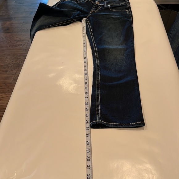 Silver Jeans Suki Capri Size 26 - Picture 6 of 16